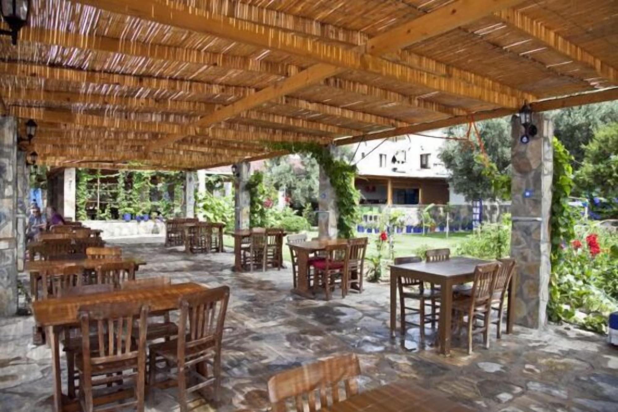 Sahin Motel & Restaurant Yaliciftlik Exterior photo